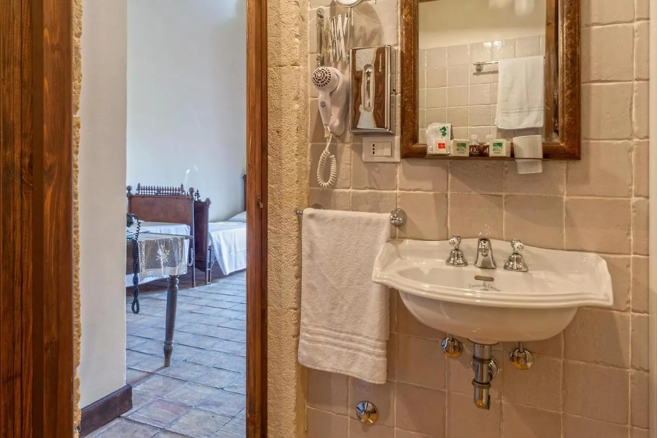 Hotel Masseria Fortificata Lo Zafferaneto Buccheri